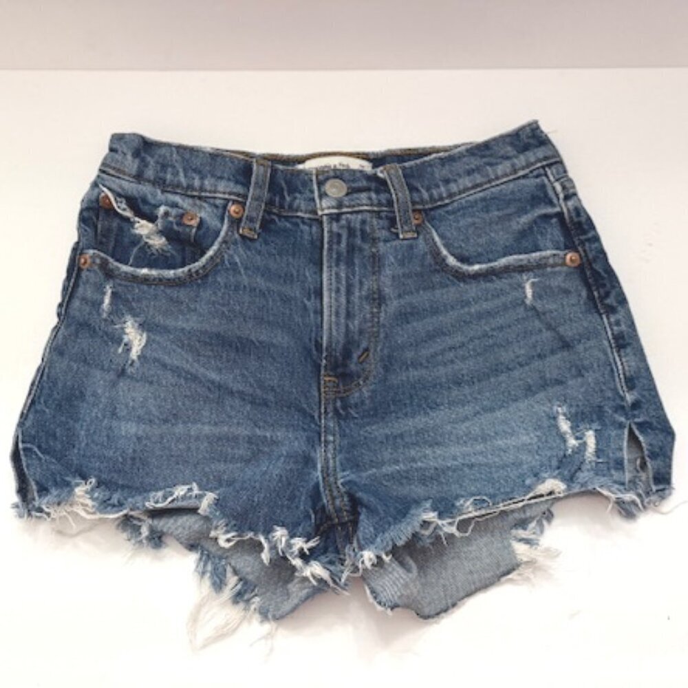 Abercrombie & Fitch The Mom Short Mid Rise Curve Love Distressed Size 25/0
